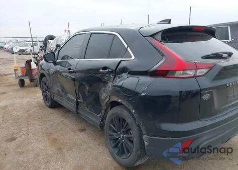 2024 Mitsubishi Eclipse Cross Le S-Awc z USA, uszkodzony, nr VIN JA4ATVAA8RZ001903